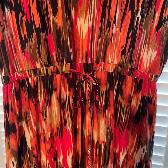 Hot Pattern Drawstring Sleeve & Waist V-Neck Dress - Picture 6 of 9